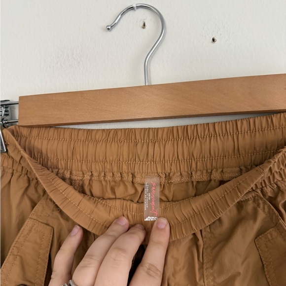 Free People Movement Set Me Free Cargo Pants XS Like NEW! - Picture 6 of 8